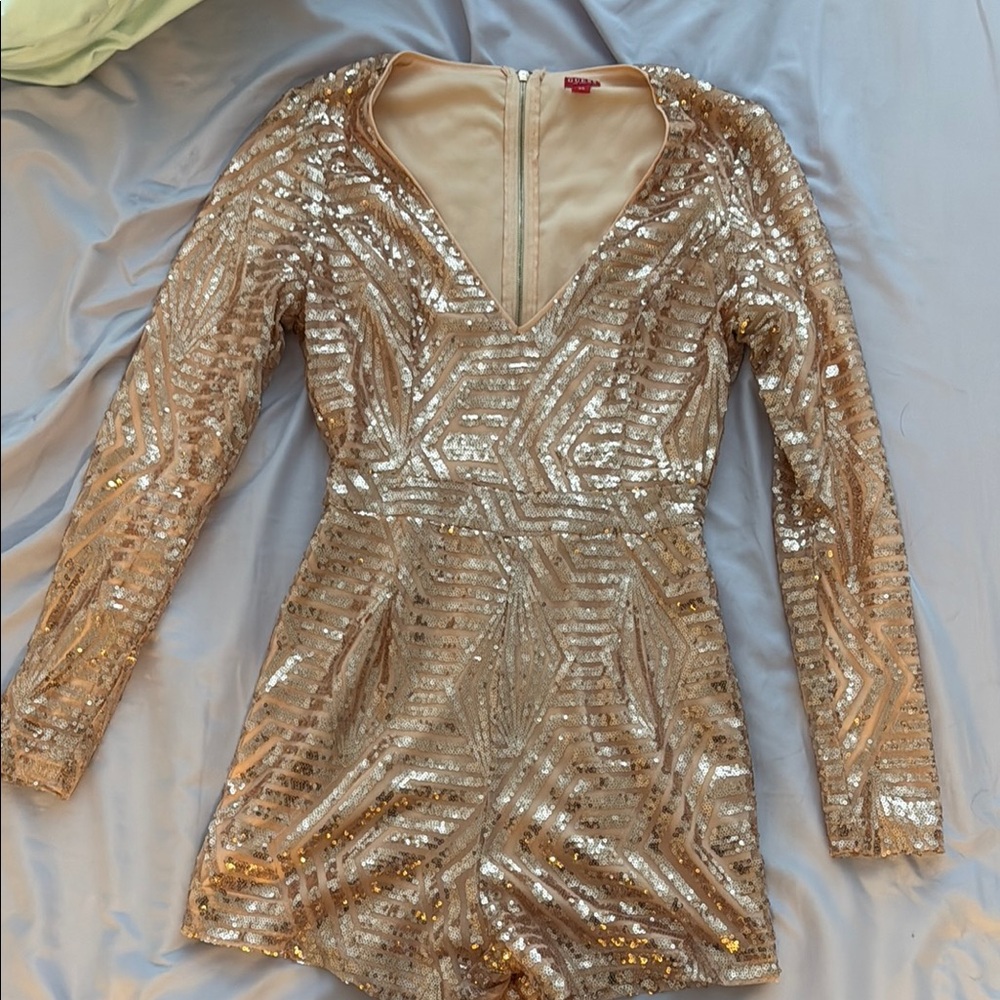 Guess Cream Zip-Up Garment